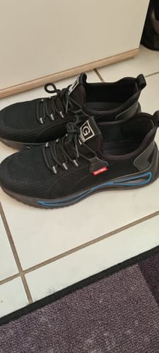Customer photo review of FansGemacht Leichte und bequeme Sicherheitsschuhe