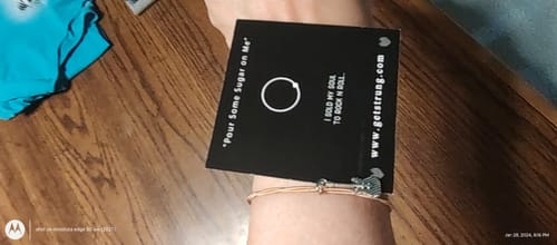 Customer photo review of GUITAR – “POUR SOME SUGAR ON ME”