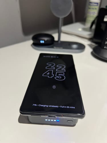 Customer photo review of 20W PD MagSafe Foldable Power Bank 10000mAh