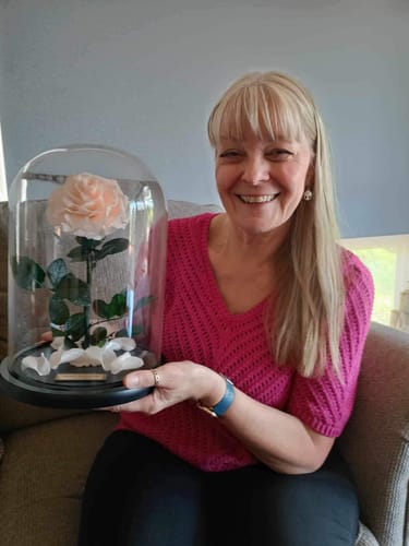 Customer photo review of The Everlasting Rose - Champagne - PREORDER SHIPS FROM 17/12/2023