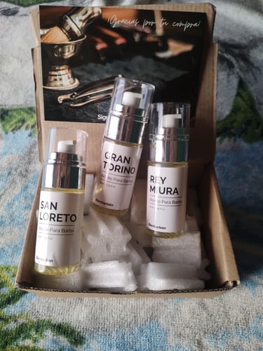 Customer photo review of Aceite Para Barba - Paquete De 3 Fragancias