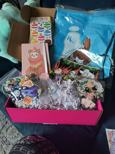 Customer photo review of Cute Mystery Gift Box
