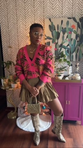 Customer photo review of Elastic Waist Mini A-Line Skirt