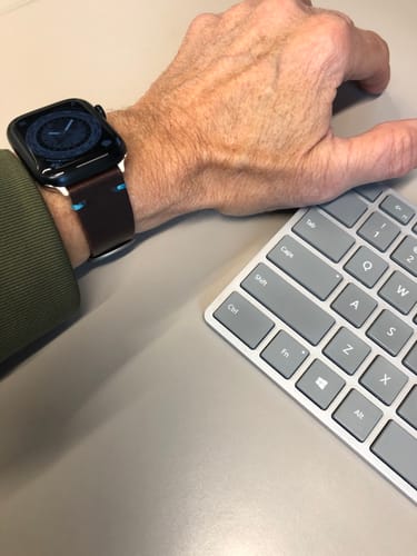 Customer photo review of The Maverick Italian Leather Apple Watch Band - Bordeaux Brown