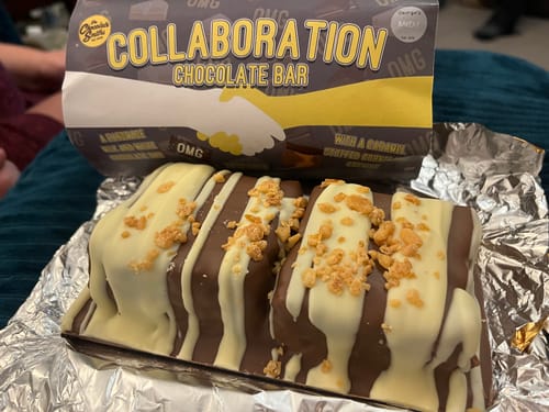 Customer photo review of George's Bakery Collaboration Chocolate Bar 300g