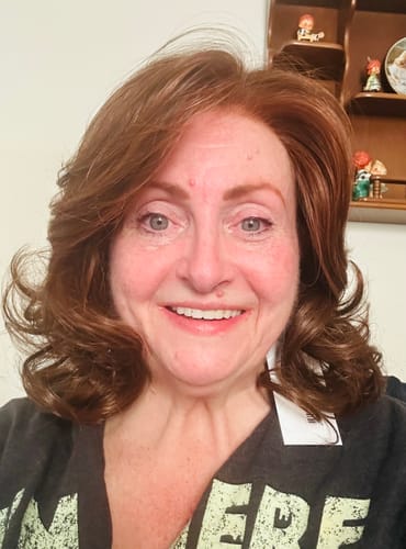 Customer photo review of PICTURE PERFECT - Spiced Chestnut