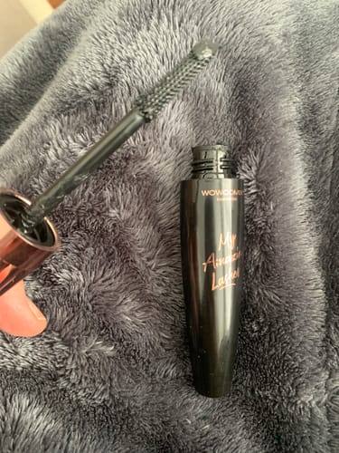 Customer photo review of My Amazing Lashes Mascara