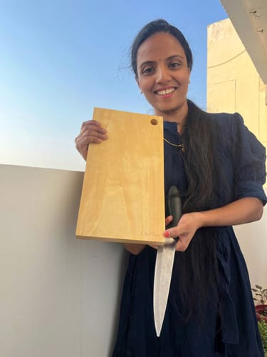 Customer photo review of Chef Bae Tamarind Wood Cutting Board