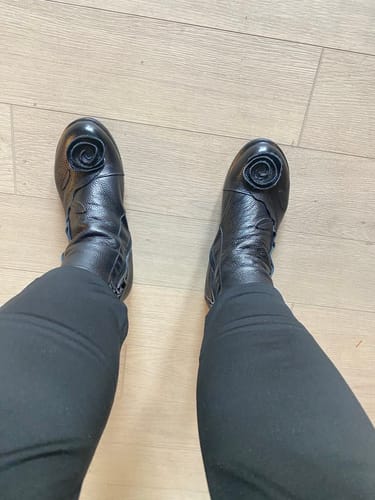 Kathleen W. review of Women Retro Flower Leather Solid Mid-Heel Boots image 1 out of 1