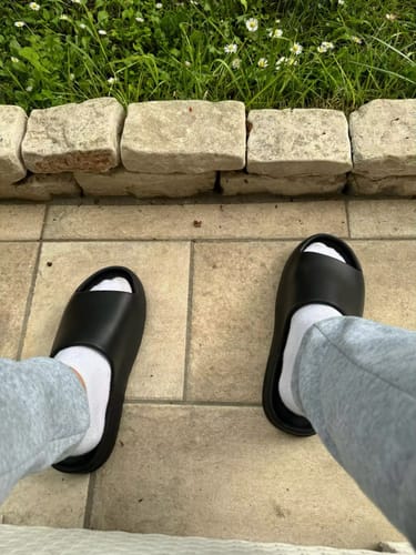 Customer photo review of Foam Slide Soot