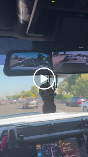 Customer video review of WOLFBOX G900Pro 12MP WiFi Touch Screen Rear View Mirror Dash Cam Smart Mirror with Exclusive 30-Month Warranty
