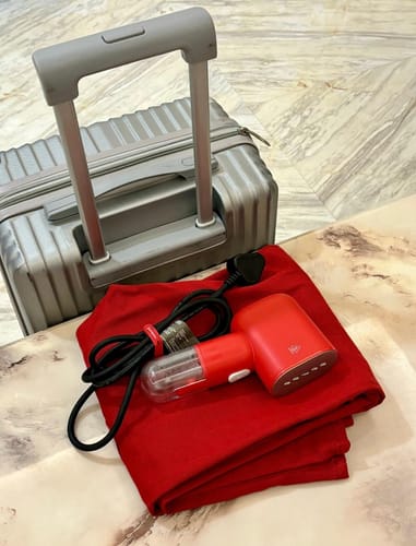 Customer photo review of NUUK STROM GO | Travel Garment Steamer