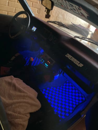 Customer photo review of Dadu Dice Checkered Car Floor Mats