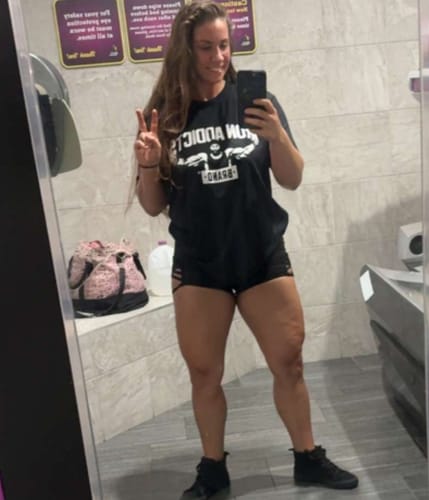 Customer photo review of Gym Clothing | Iron Addicts Brands Tee Shirt