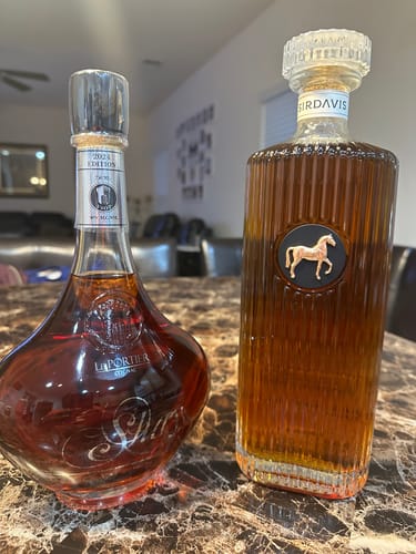 Customer photo review of Le Portier Shay + Sir Davis Beyoncé 2-Pack Bundle