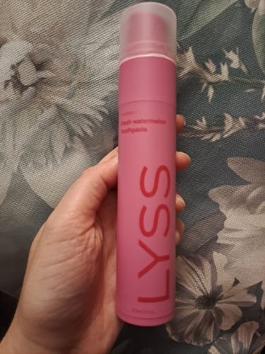 Customer photo review of Melónová zubná pasta LYSS