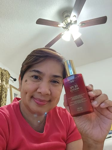 Customer photo review of Classic Sun SPF 30 Lotion
