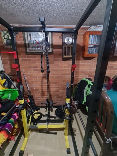 Customer photo review of Power Rack Pull Ups Sentadillas Dominada Jaula De Potencia