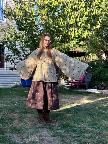 Customer photo review of Chuju Lian 菊花链 Daisy Chain Reversible Cotton Modernized Ming Pipa Sleeve Top & Skirt