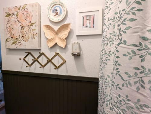 Customer photo review of English Bespoke - Manor Borne Wall Paint