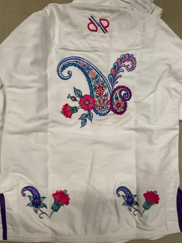 Customer photo review of White Paisley BJJ Gi