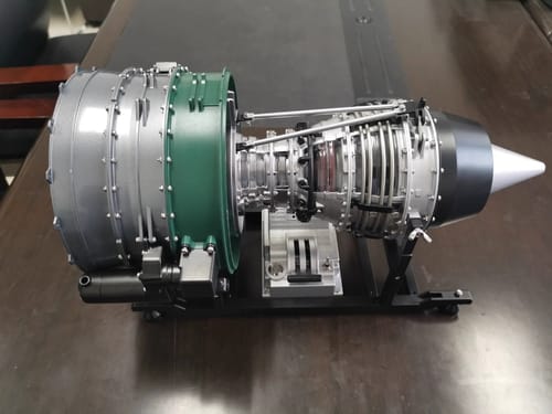 Customer photo review of Full Metal Turbofan Engine Aircraft Jet Engine Model Kit