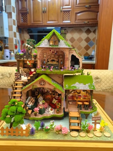 Customer photo review of Forest Adventure DIY Miniature House