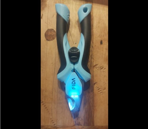 Customer photo review of FIDA Dog Nail Clippers with LED Light