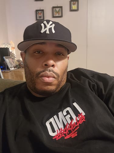 Customer photo review of Limited LGND59™ Mystery CASH Box