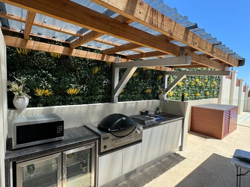 Customer photo review of Premium Green Forest Artificial Vertical Garden / Fake Green Wall 1m x 1m UV Resistant Fire Retardant