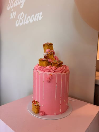 Customer photo review of Custom Cakes