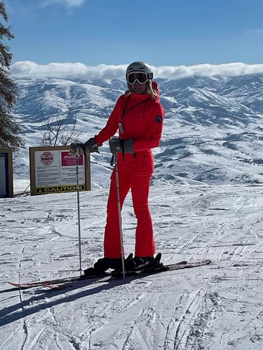 Customer photo review of Women Hooded One Piece Jumpsuits Belted Slim Fit Snowsuits Top Level