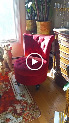 Customer video review of Malik Tufted Velvet Slipper Accent Chair