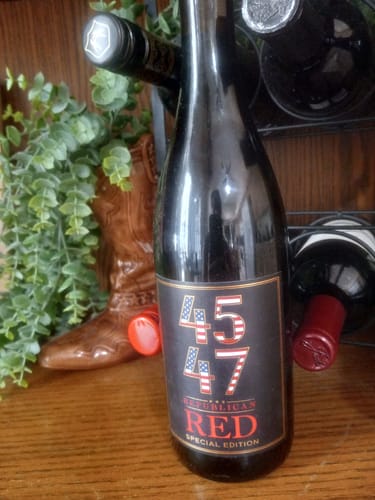 Customer photo review of Pinot Noir '45 + 47'