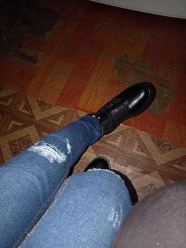 Phindile M. review of Mazerata Vinchey 9 Lea Lyc - Black (youth) image 1 out of 5