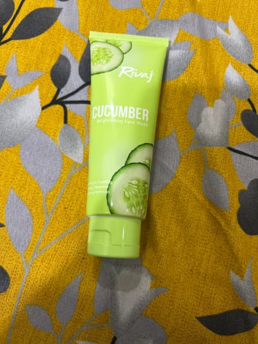 Customer photo review of Whitening Face Wash - Cucumber Extract