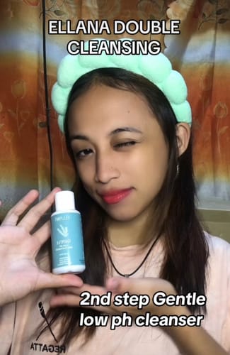 Customer photo review of Gentle Low pH Gel Cleanser