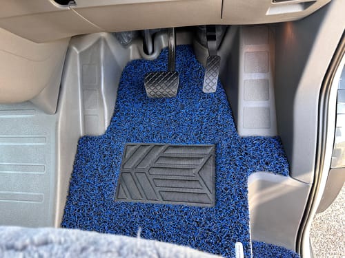 Customer photo review of for VolksWagen Crafter (Typ SY/SZ)2017-Current, Premium Car Floor Mats