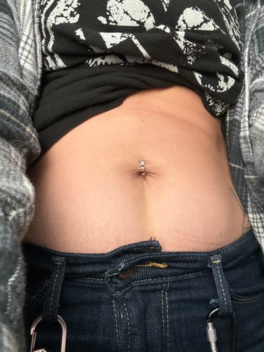 Customer photo review of Titanium Gem Hinged Belly Ring