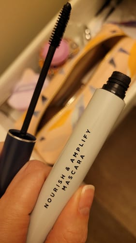 Customer photo review of Nourish & Amplify Mascara