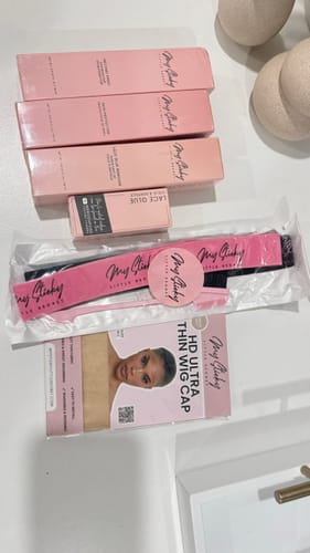 Customer photo review of The complete all in one wig install kit