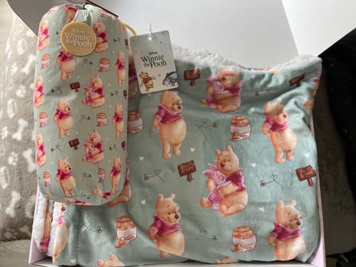 Miss review of Disney© Microfibre Towel - Winnie The Pooh image 1 out of 1