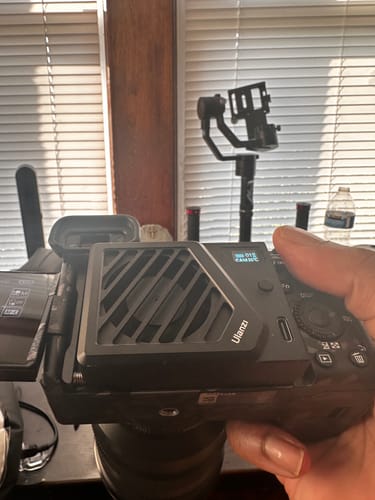 Customer photo review of Ulanzi Camera Cooling Fan for Sony/Canon/FUJIFILM/Nikon C072GBB2 | Upgraded