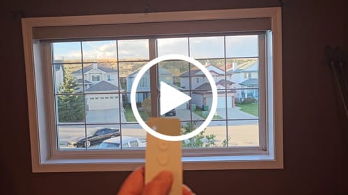Customer video review of SmartWings Motorized Light Filtering Roller Shades 70% Blackout Safari