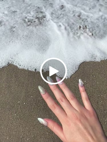 Customer video review of Day at The Beach