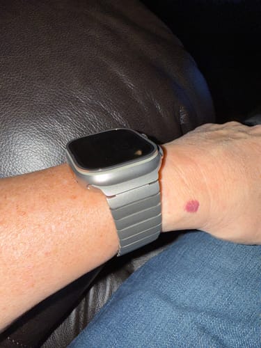 Customer photo review of Titanium Bracelet MG