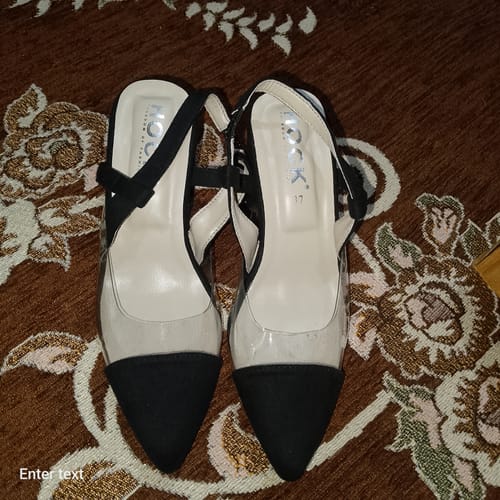 Customer photo review of CRYSTALLINE SLINGBACK (Black)