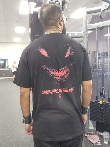 Customer photo review of Revenant Smile Heavyweight T-Shirt