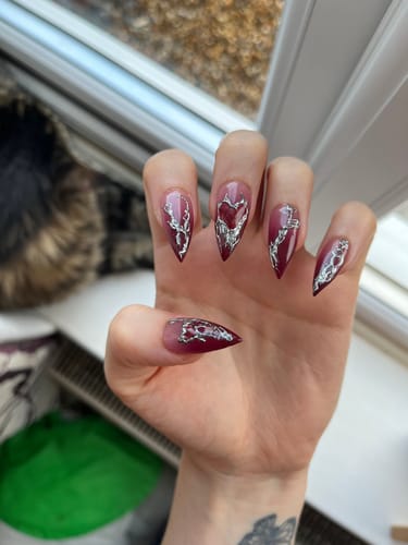 Customer photo review of Custom Nails