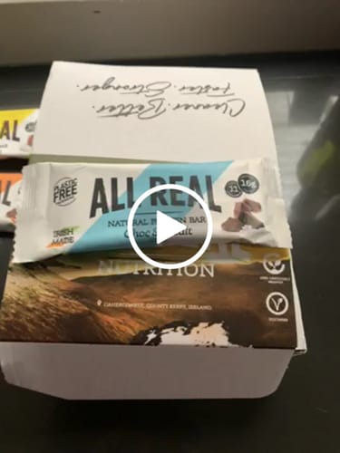 Customer video review of Choc Sea Salt Protein Bar